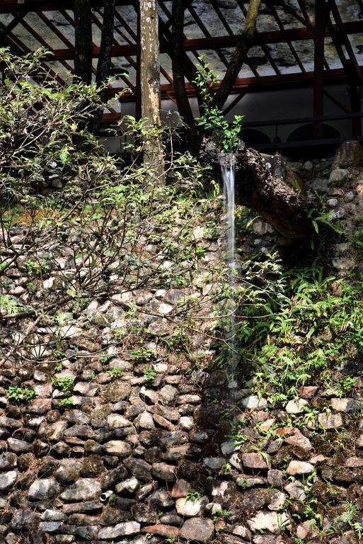 Sun Moon Lake Bamboo Rock Garden Yuchi Exterior foto